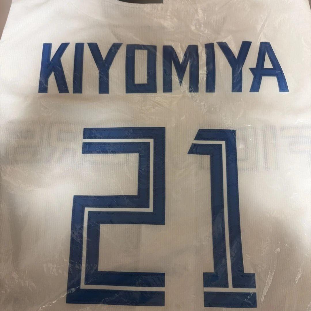 清宮幸太郎　ユニフォーム　日本ハムファイターズ