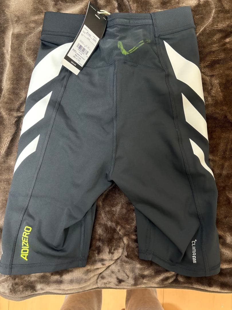 黒*黒様 アディダス　adidas アディゼロ　ランニング　スポーツタイツ　Sサ