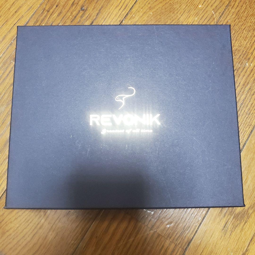 レヴォニック　コンプリートセット