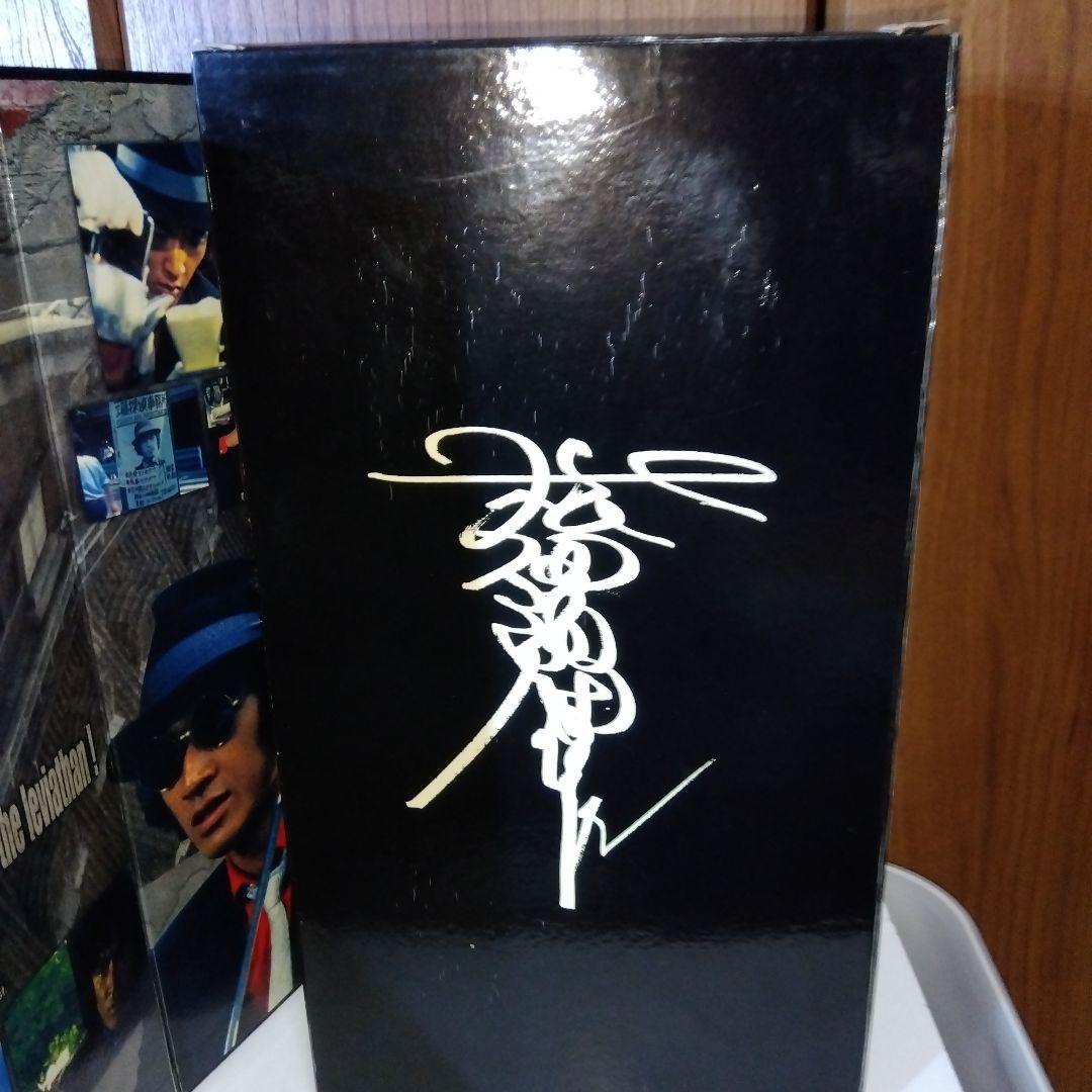 メディコムトイ　探偵物語 工藤俊作（松田優作）黒スーツ赤シャツ