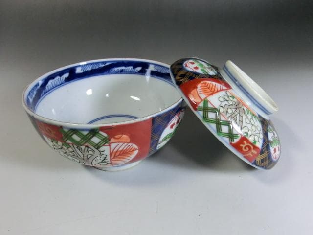 蓋茶碗■赤絵色絵 古伊万里 窓松竹梅 18客 蓋物 蓋碗 窓唐草図 時代物 骨董