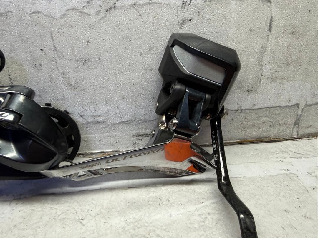 シマノ　アルテグラ　r8000 di2 ディレイラーセット