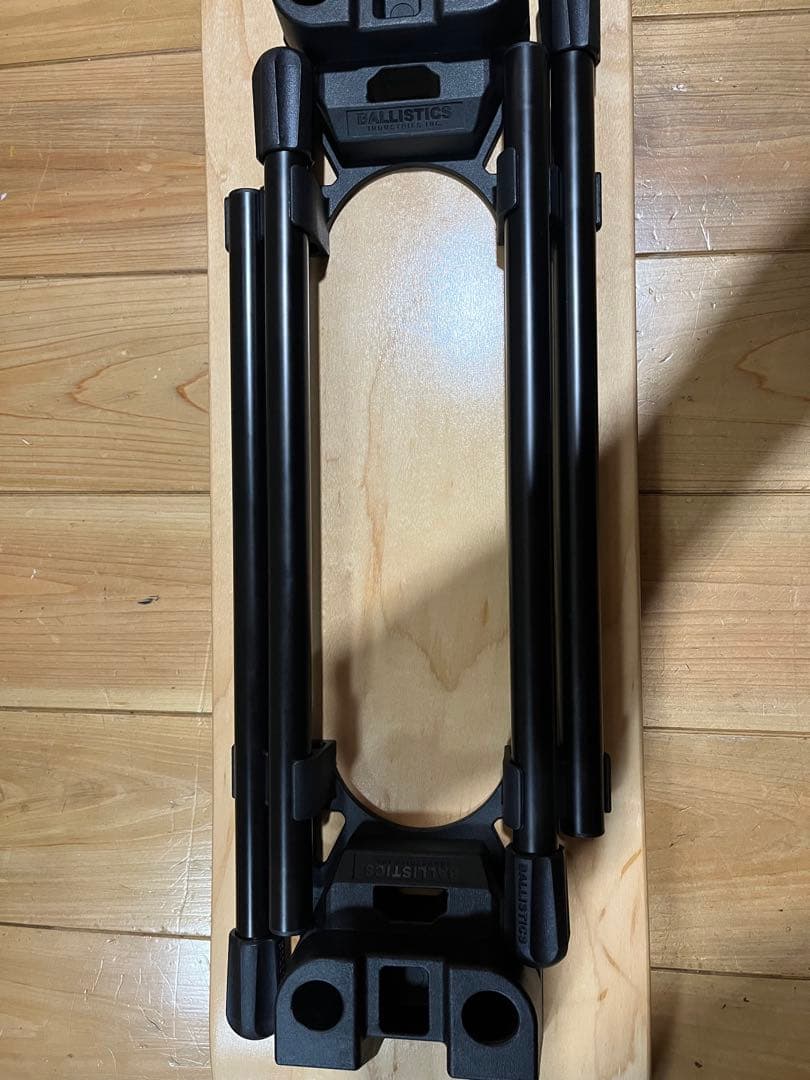 neru design works スケートボードデッキ脚付き