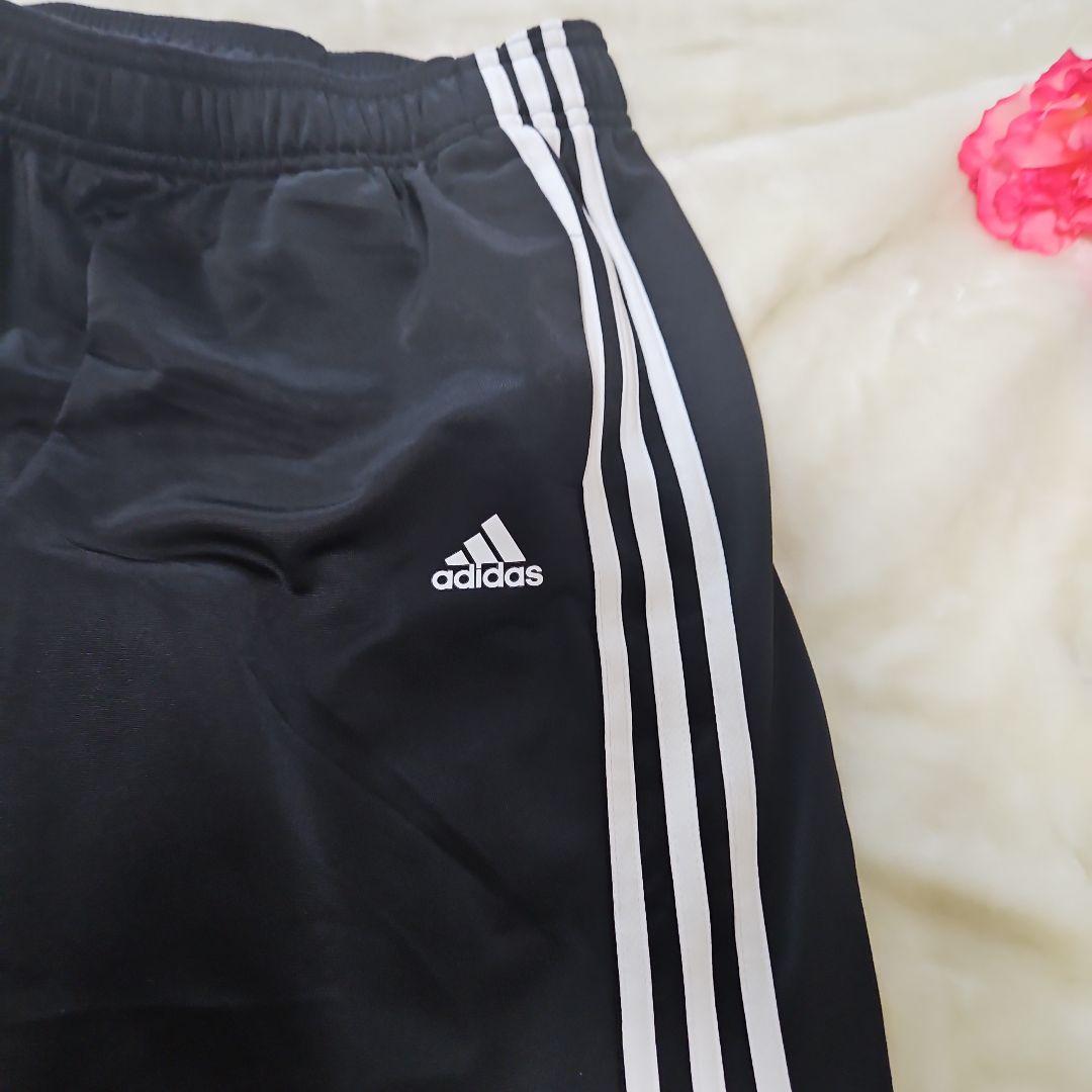 【人気⭐adidas】黒　白　グレー　3本線　ジャージ　上下　サイズ160