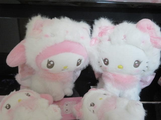 サンリオ　ミルキーこねこ　マイメロディ　キティ　ぬいぐるみ他　4点セット