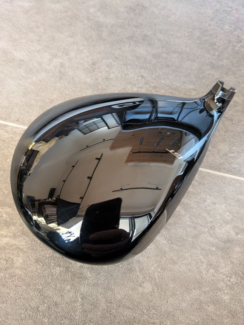 ●概ね美品　日本仕様●タイトリスト　GT3 9度　ドライバーヘッド