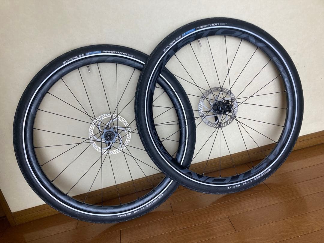 イーストン EA70XCT サーリー ブルーラグ シュワルベ マラソン26インチ