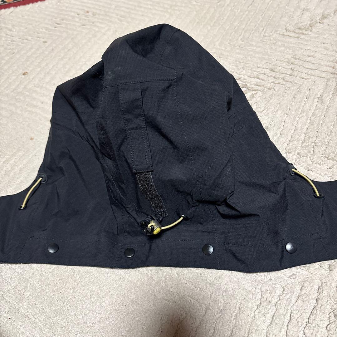 シマノレインスーツ黒Ｌサイズ キャップ付き