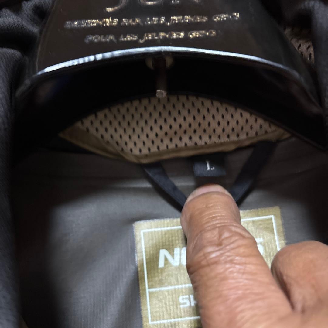 シマノレインスーツ黒Ｌサイズ キャップ付き