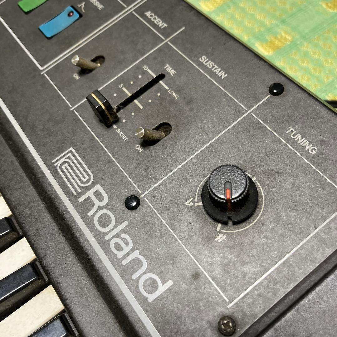 Roland Saturn 09 アナログシンセ