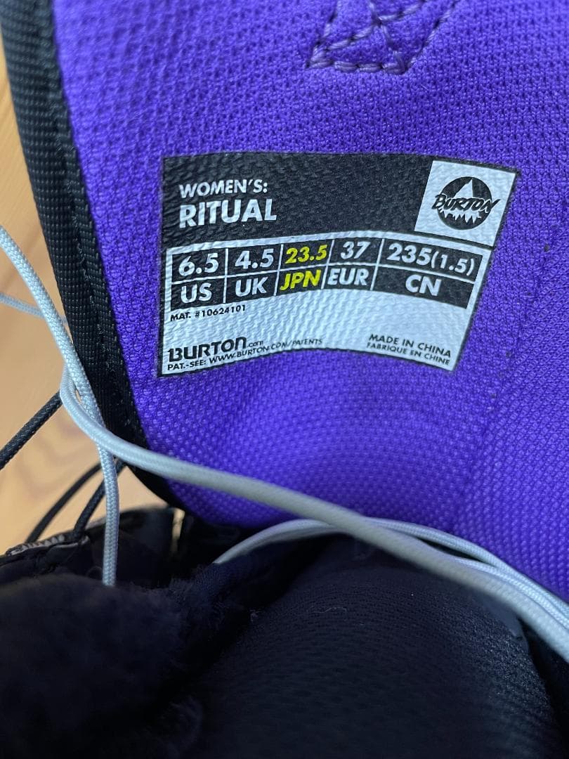 バートン　スノーボードブーツ Ritual ブラック　女性用