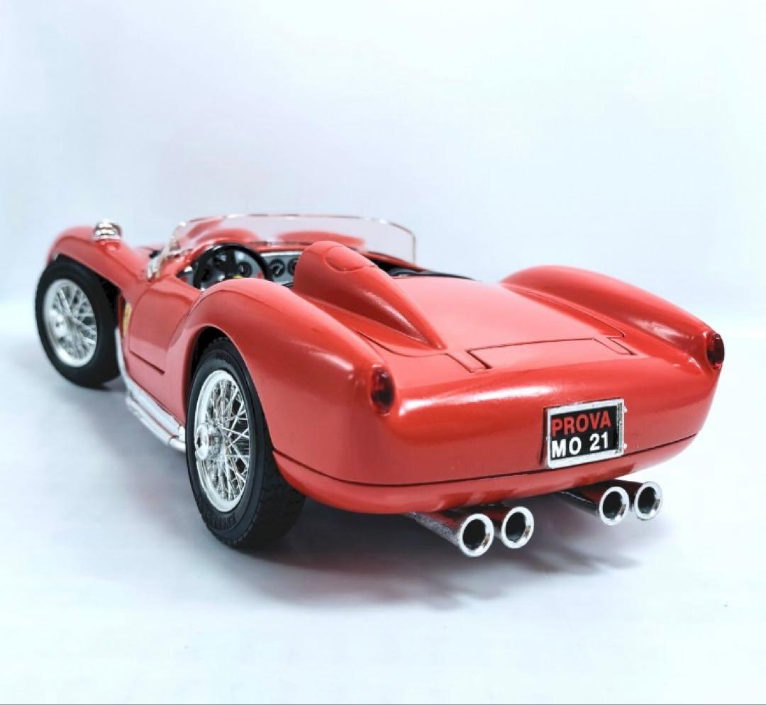 burago ブラーゴ 1/18 フェラーリ 250TR テスタロッサ 1957