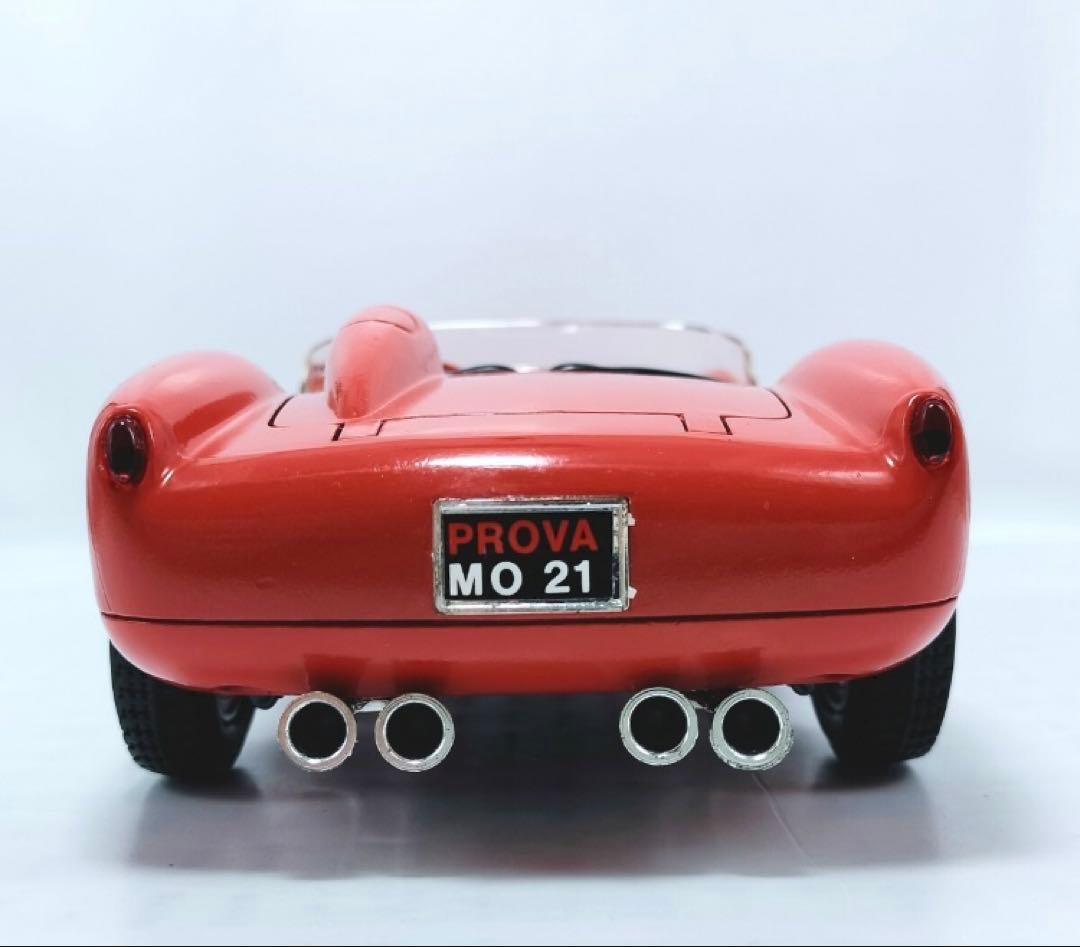 burago ブラーゴ 1/18 フェラーリ 250TR テスタロッサ 1957