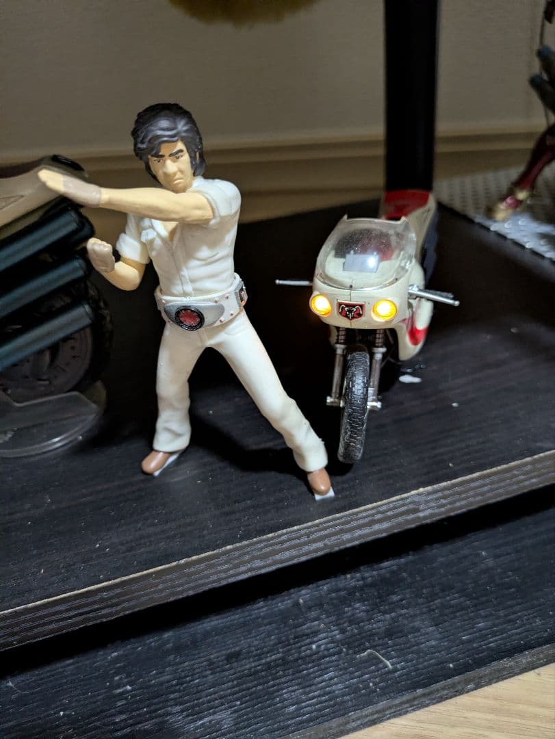 仮面ライダー本郷猛&旧サイクロン、アクションフィギュアとバイクセットライト点灯式