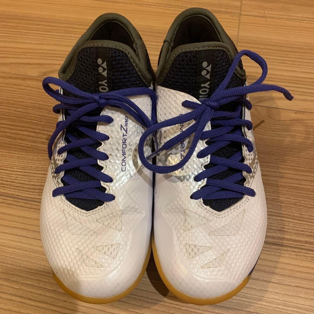 YONEX COMFORT Z バドミントンシューズ ホワイト/ネイビー23.0