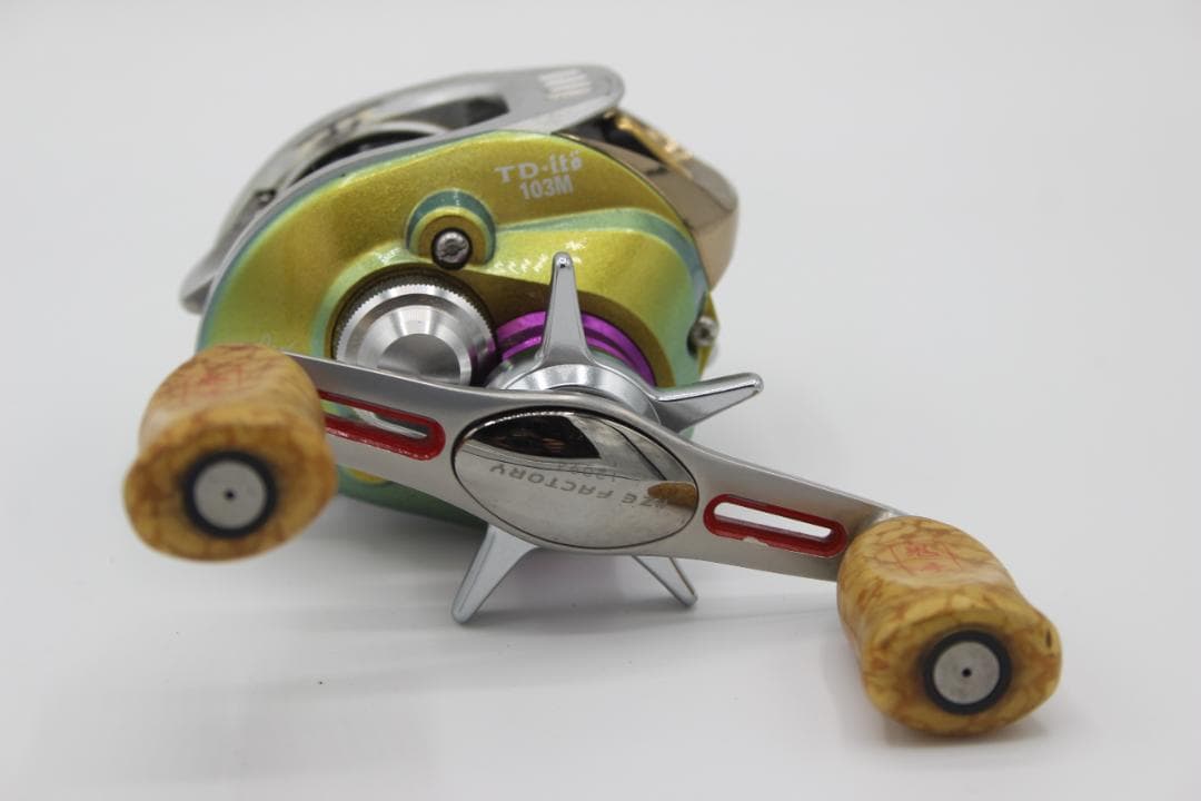 TD-ito 103M メガバス×Daiwa リール TDイトウ