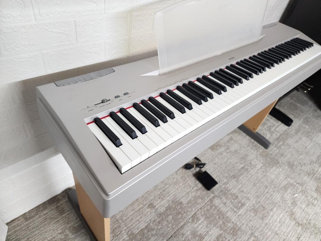 YAMAHA 電子ピアノ P-60S [たのメル便可能]