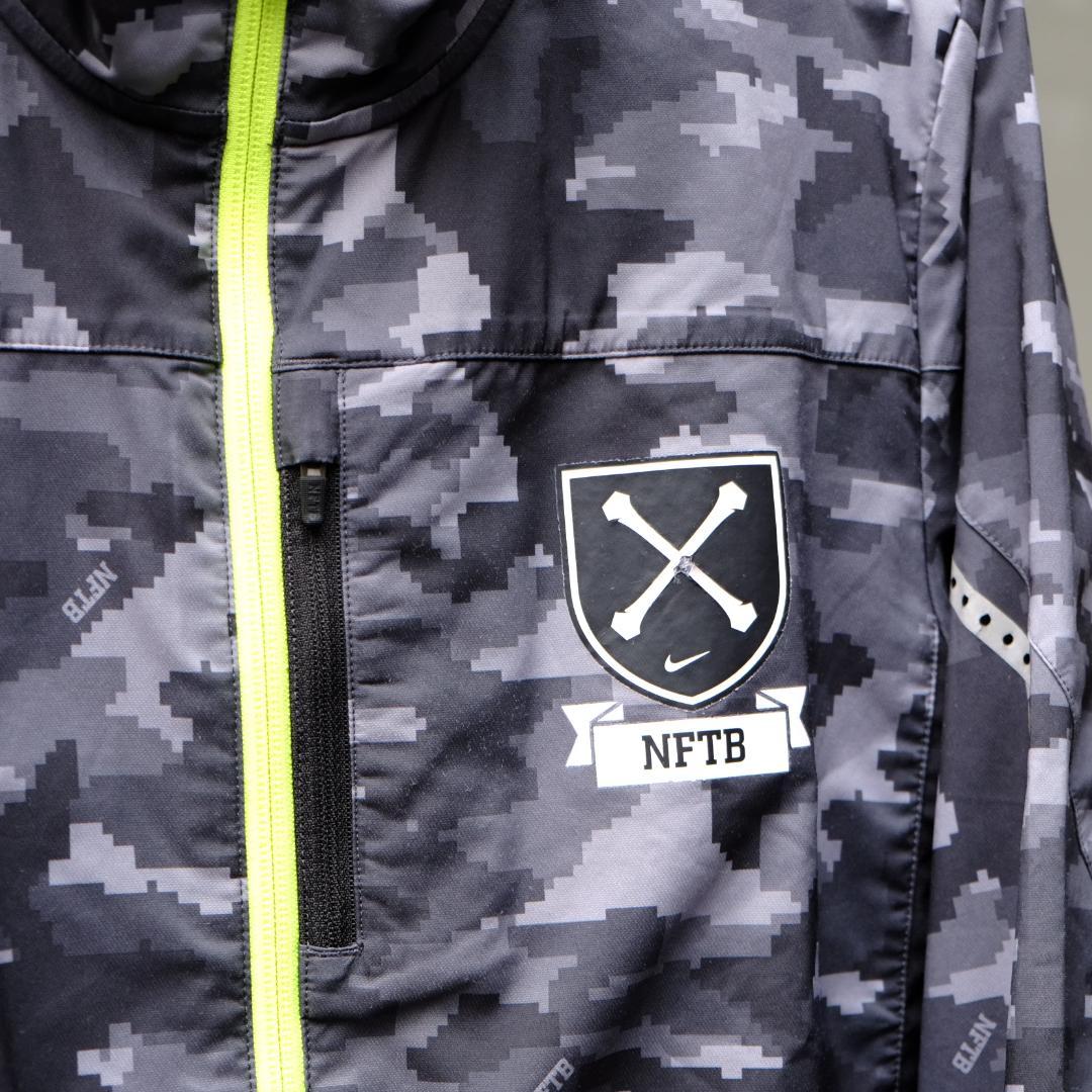NIKE NFTB 迷彩柄 セットアップ M カモフラ サッカー フットサル