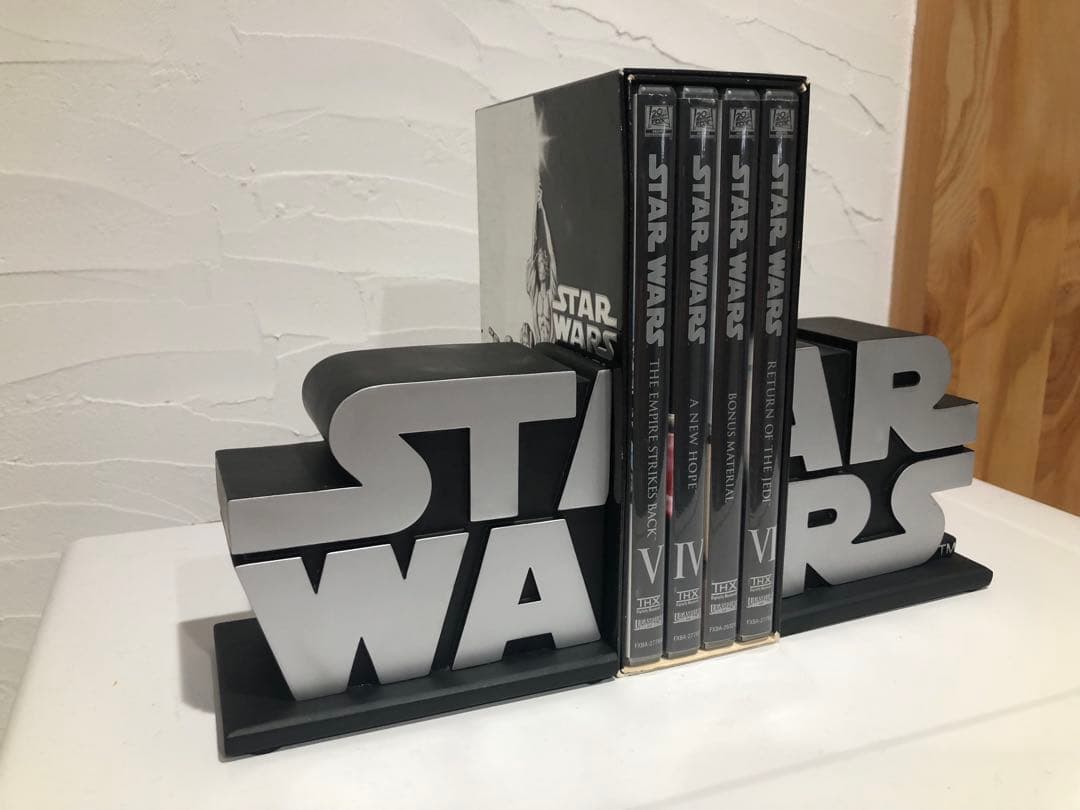 star wars ロゴ ブックエンド