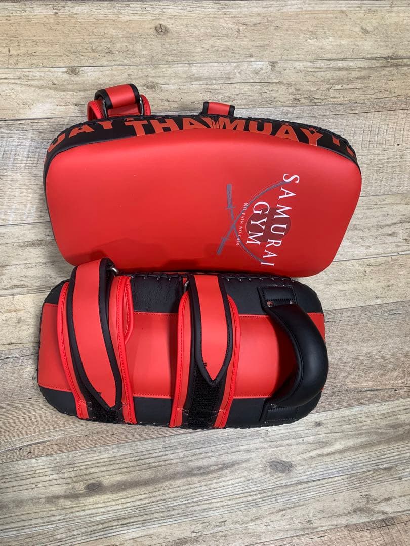 SAMURAI GYM タイパッド 新品 レッド/ブラック