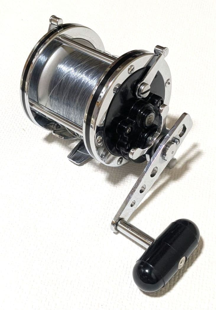 【美品】DAIWA Sea Line200 リール