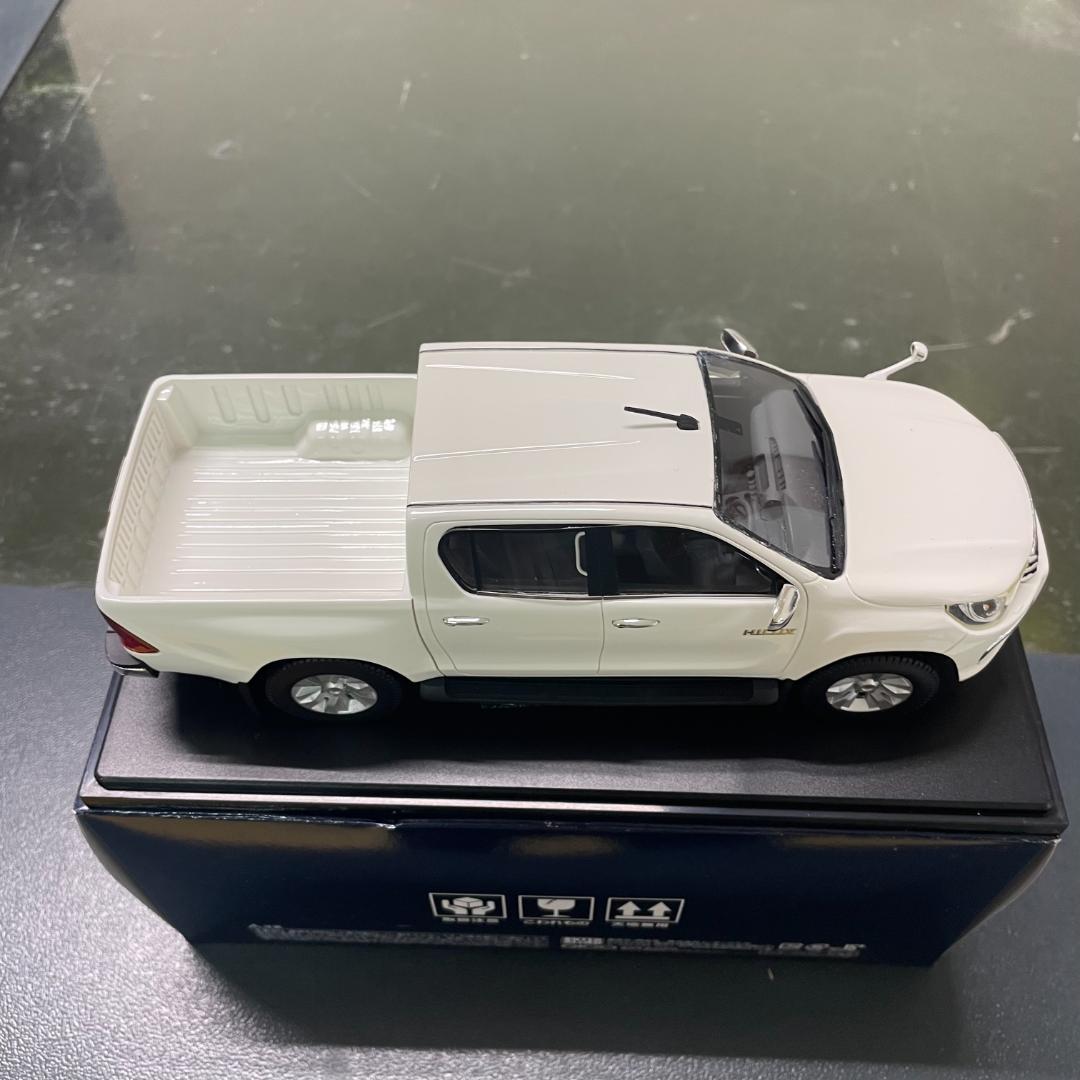 ハイストーリー HS2411WH 1/24 トヨタ ハイラックス Z ホワイト