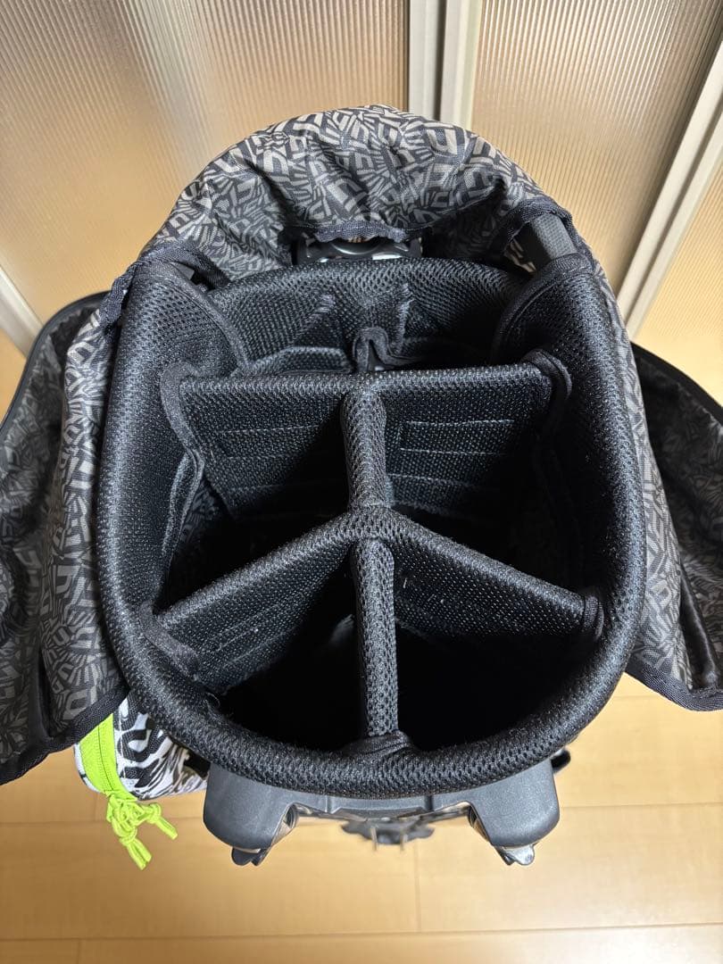限定品！サイコバニー✖︎ニューエラ コラボ キャディバッグ