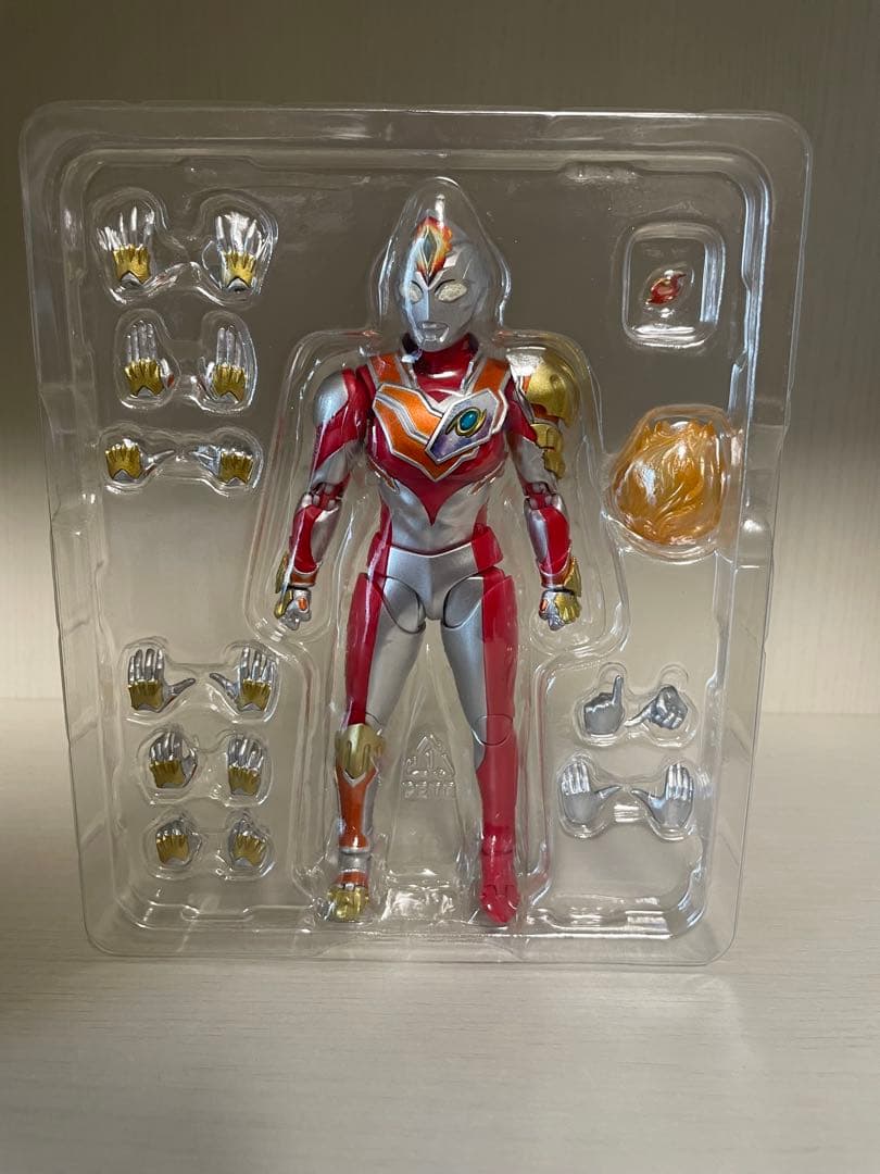 SHFiguarts ウルトラマンデッカー　タイプチェンジセット