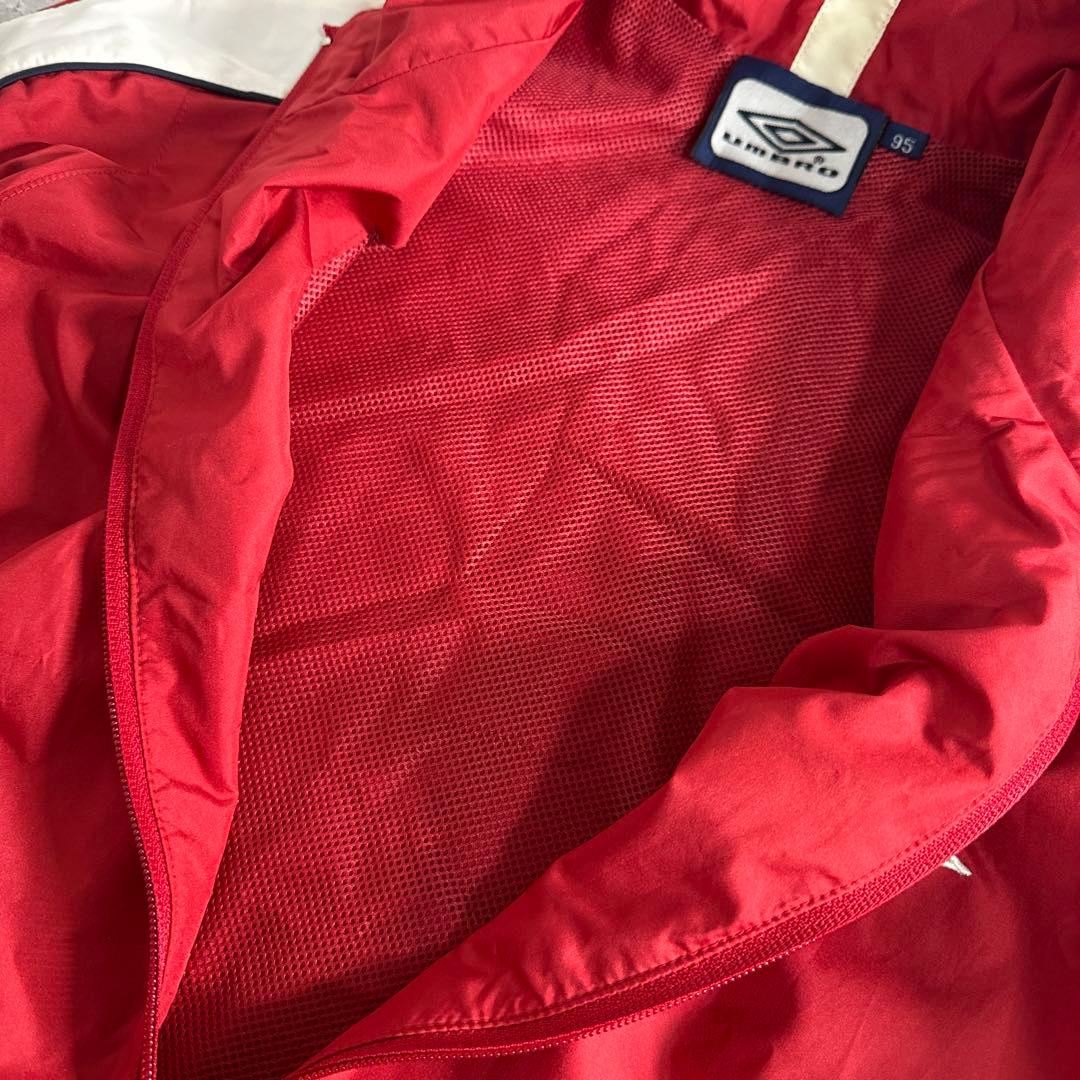 【希少】アンブロ 90s umbro ナイロンジャケット ジャージ レッド M