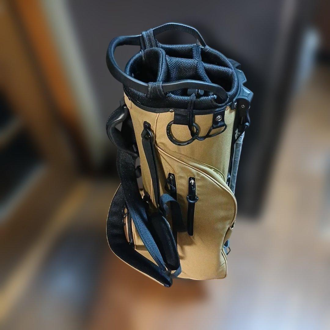 キャディーバッグ　軽量２キロ　カーキ新品