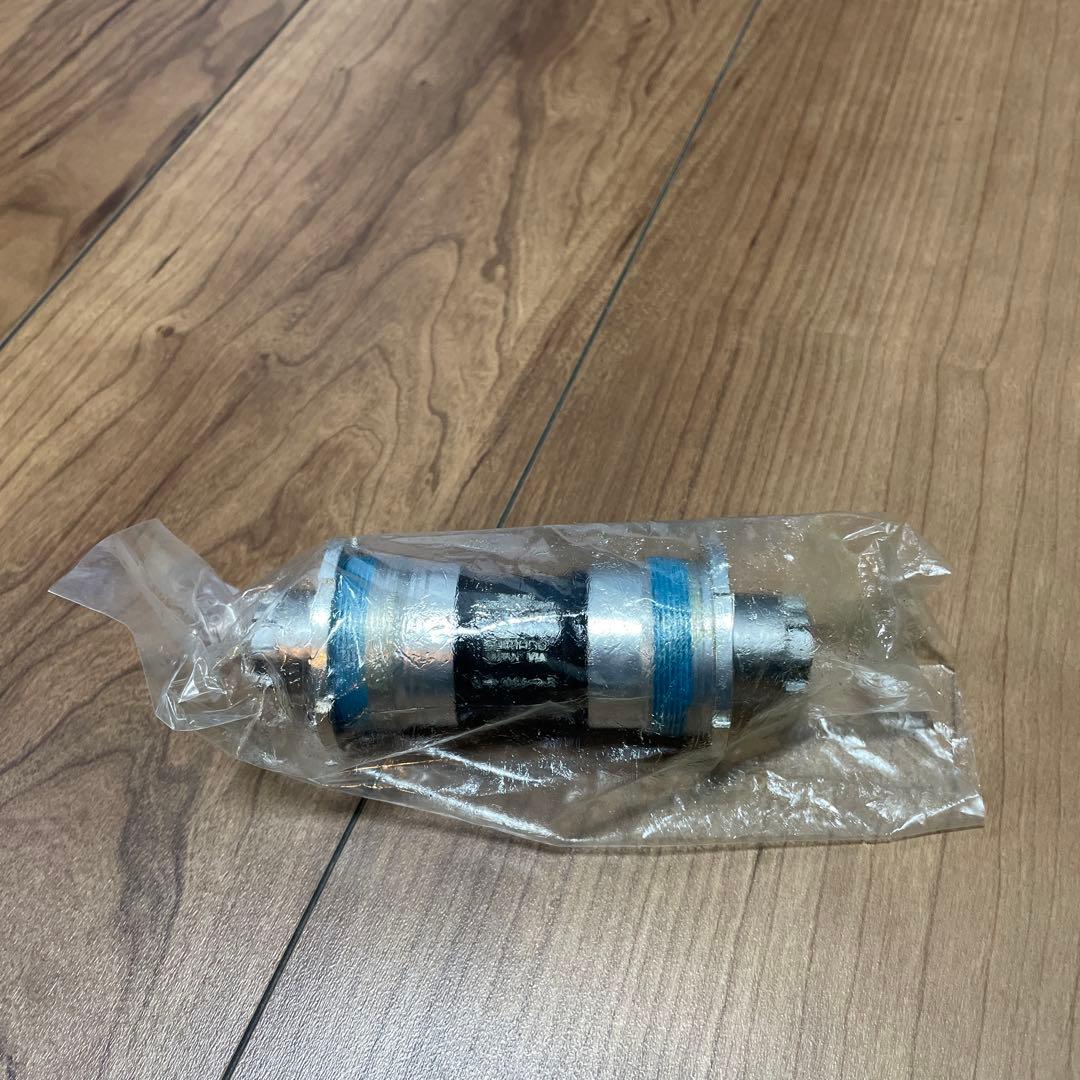SHIMANO DURA-ACE BB-7700 ボトムブラケット