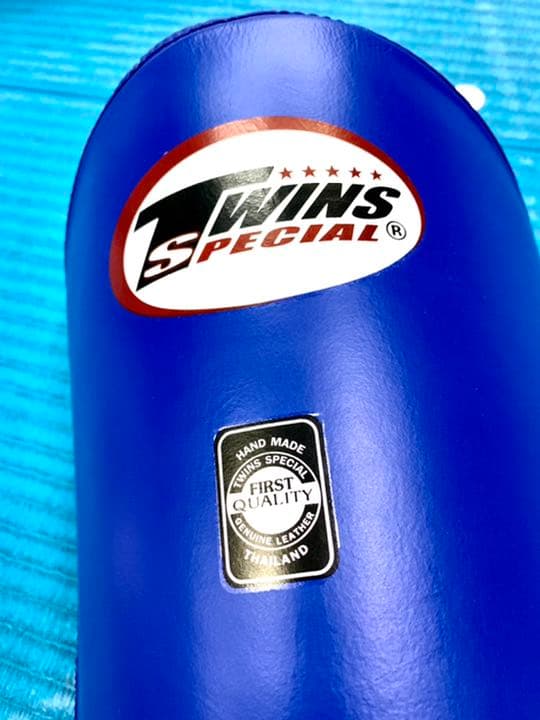 新品 XL 本革 TWINS レガース キックボクシング ツインズ