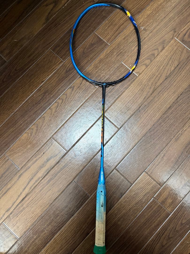 ラケット YONEX ASTROX 77 4U5
