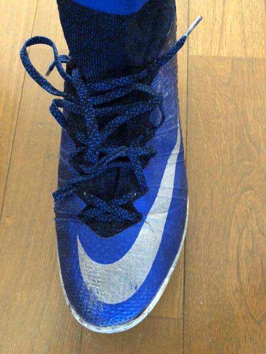 NIKE ナイキ フットサルシューズ　限定モデル