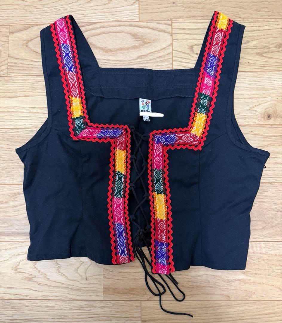美品　フォークダンス　衣装　セットアップ　サコッシュ付