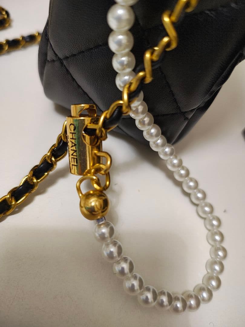 新品✨CHANEL♡シャネル　VIPノベルティ　パールチェーン付ショルダーバッグ