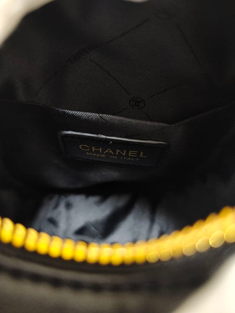 新品✨CHANEL♡シャネル　VIPノベルティ　パールチェーン付ショルダーバッグ