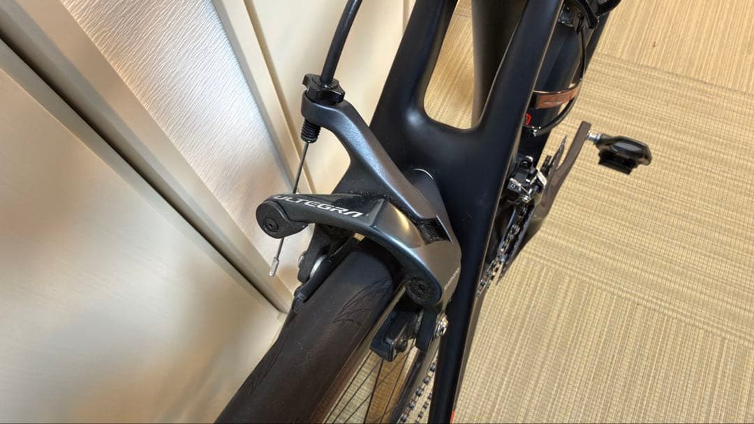 TREK Domane4.5カーボンロード /クランク/ブレーキ/ カスタム多数