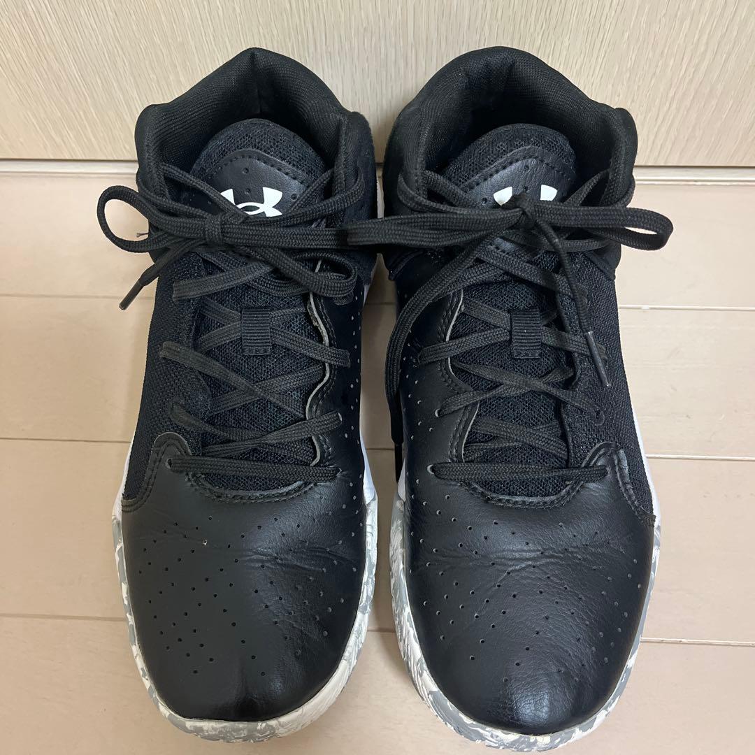 UNDER ARMOR バスケシューズ＆シューズ入れ
