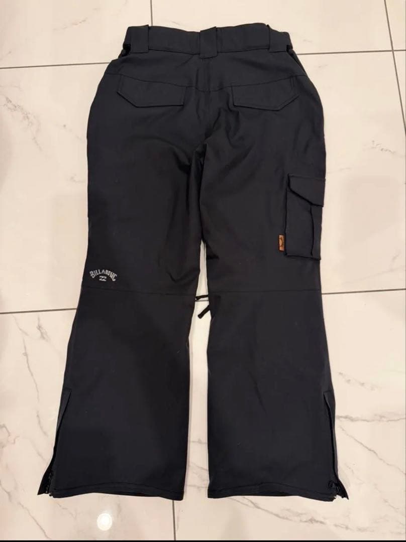 BILLABONG スノーボード　ウェアベージュ　パンツ黒　セット