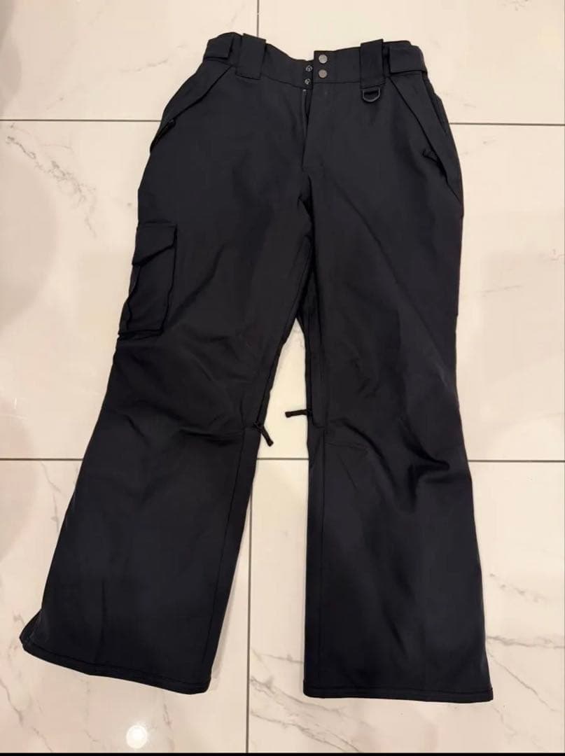 BILLABONG スノーボード　ウェアベージュ　パンツ黒　セット