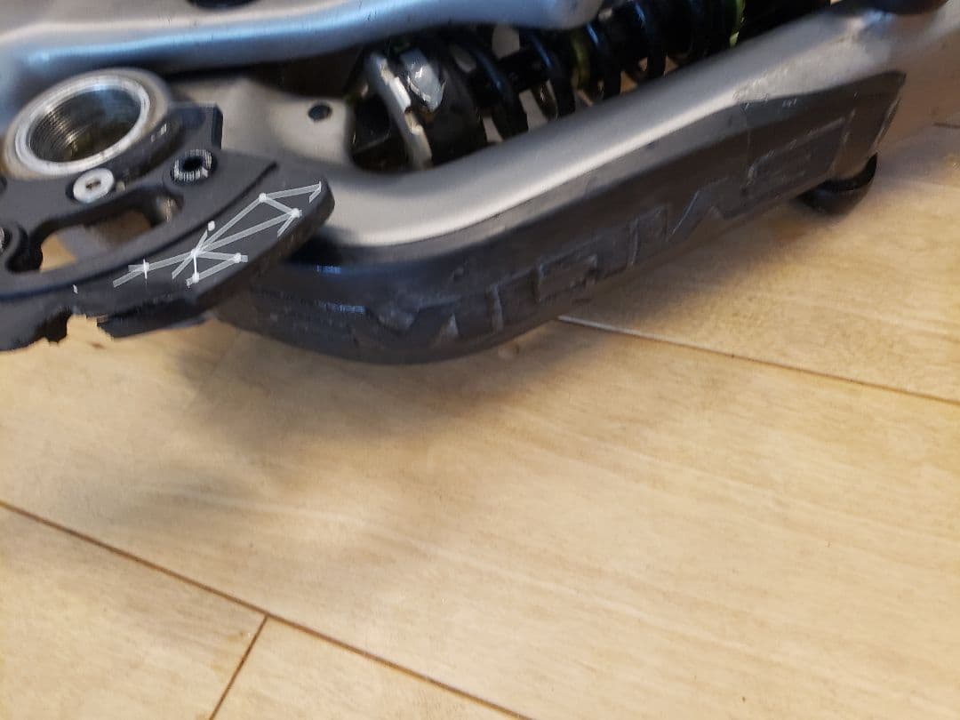 EVIL BIKES INSURGENT LB フレーム