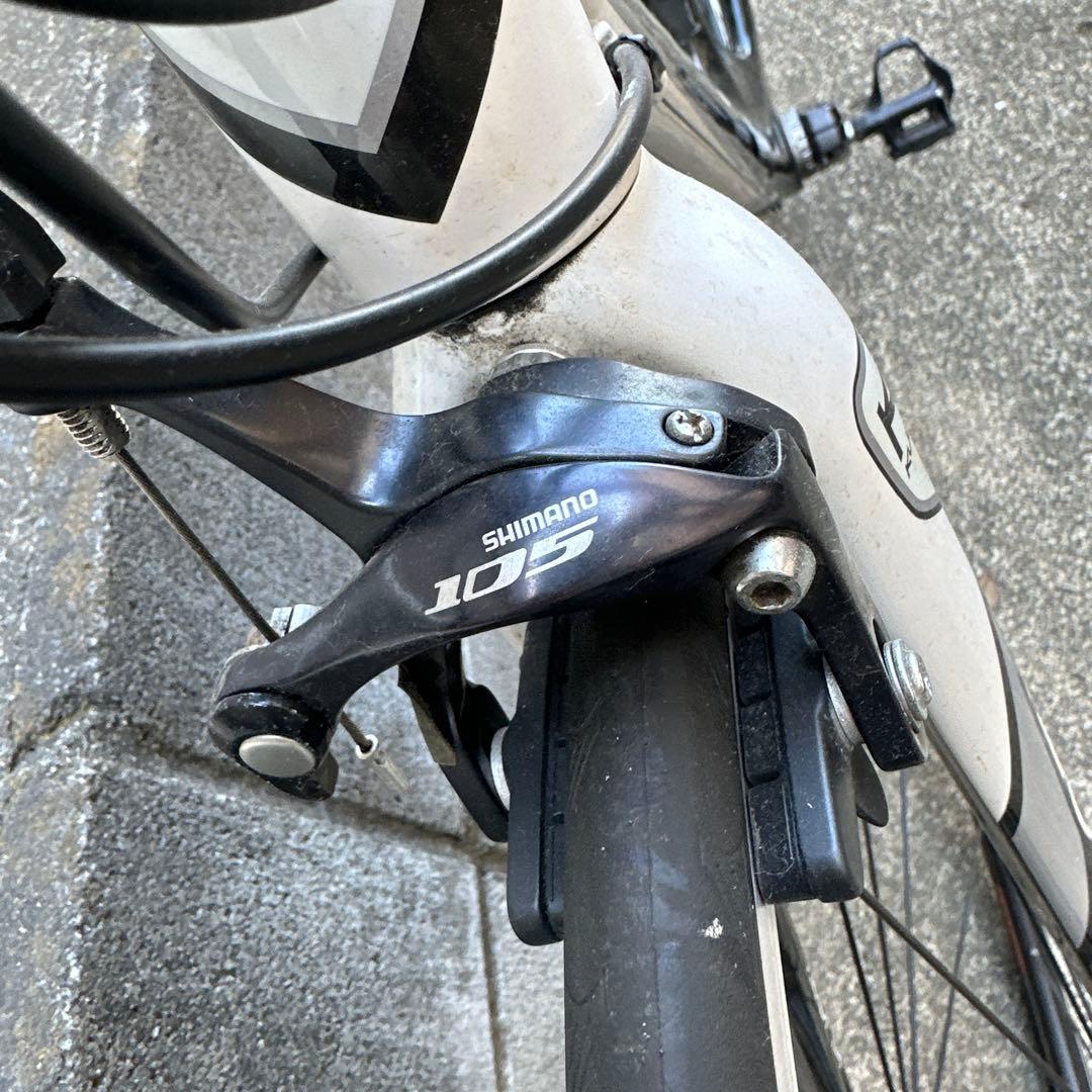 KUOTA KHARMA ロードバイク フルカーボン　105 コンポーネント