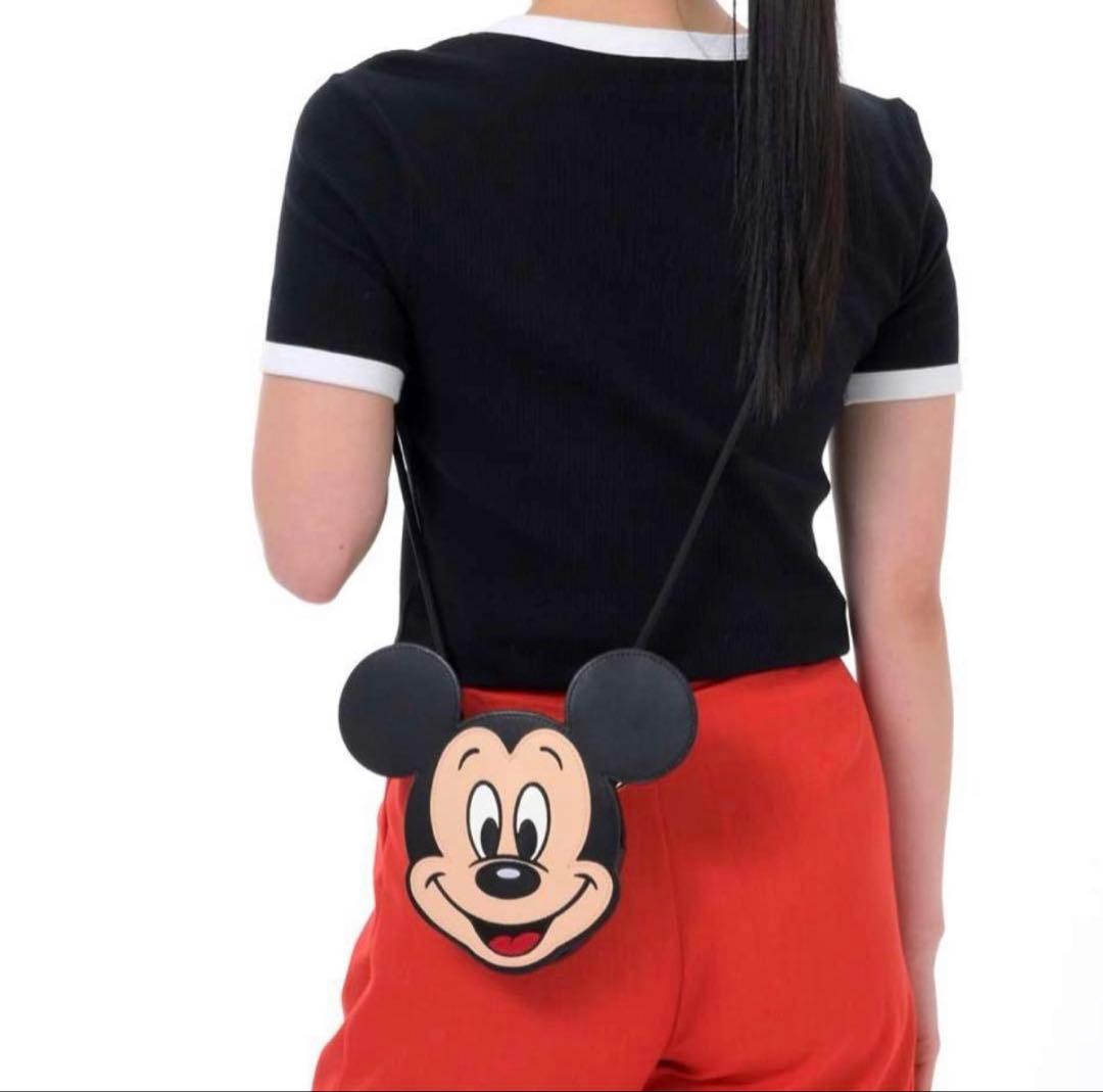 ミッキー　ディズニーストア　ショルダーバッグ　Poppin’ Goods ポーチ