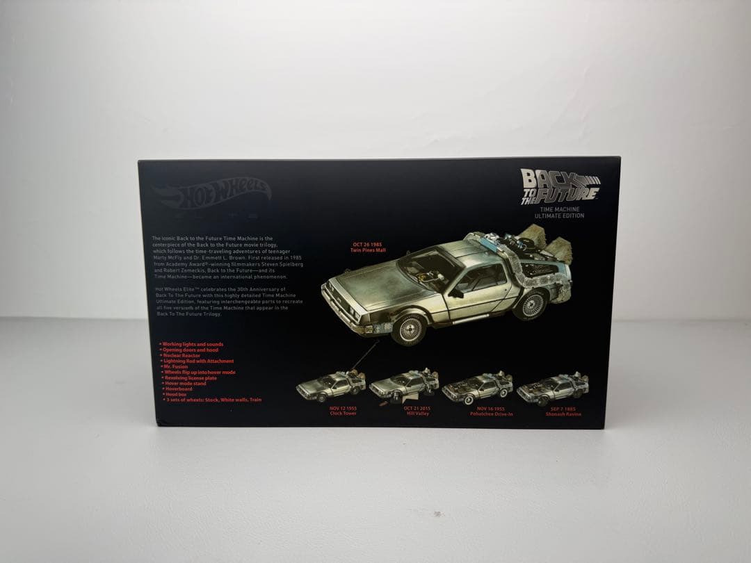 デロリアン 1/18スケール モデル Hot Wheels