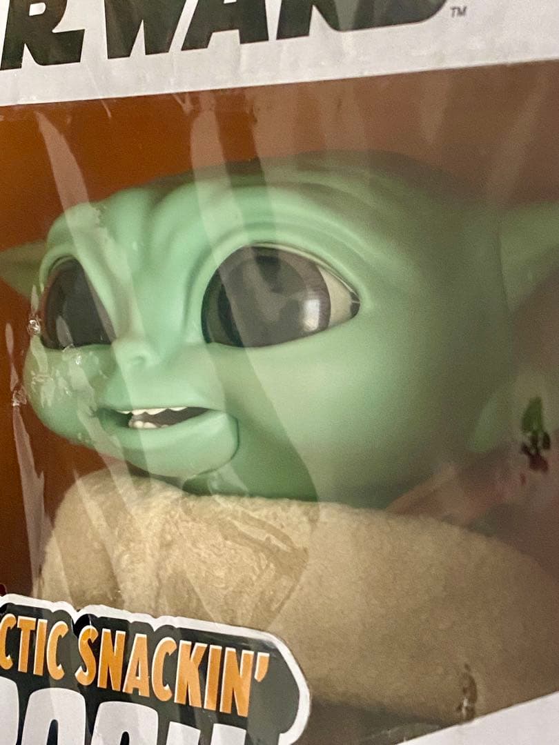 新品未使用　ベイビーヨーダ　フィギュア（マンダロリアン）