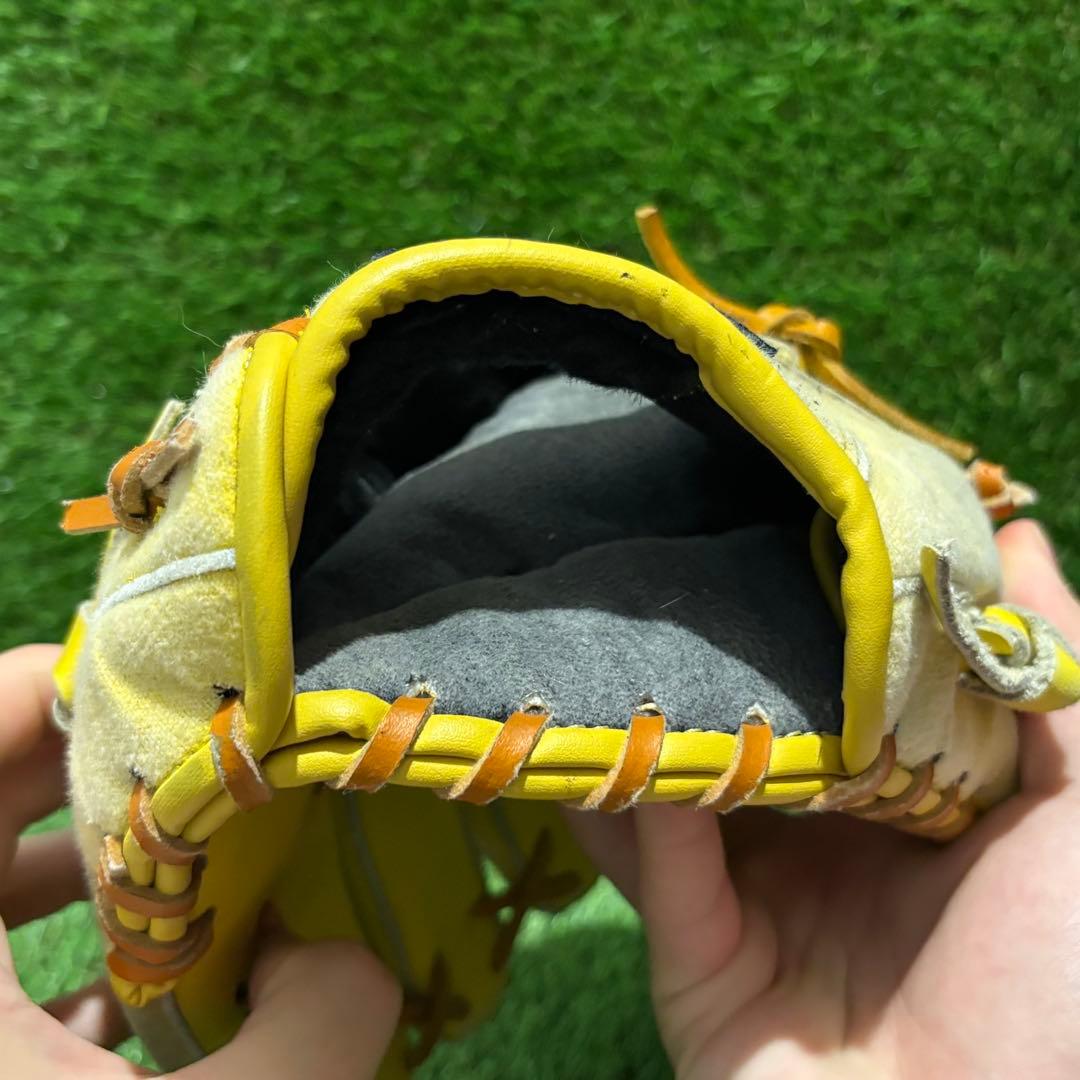 野球グラブ　グローブ　一般軟式.ソフト兼大人用　内野手用　ミズノ　サイクロン