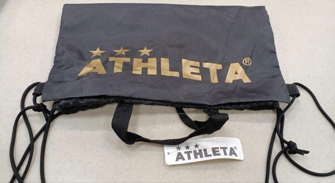 ジュニア用　サッカーウェア　ATHLETA 黒 ジャージ 130サイズ