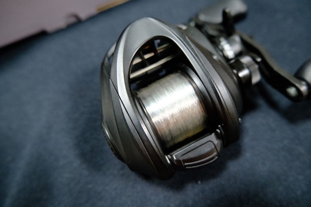 【アブガルシア】ロキサーニBC BF7 （古着パーカー付）