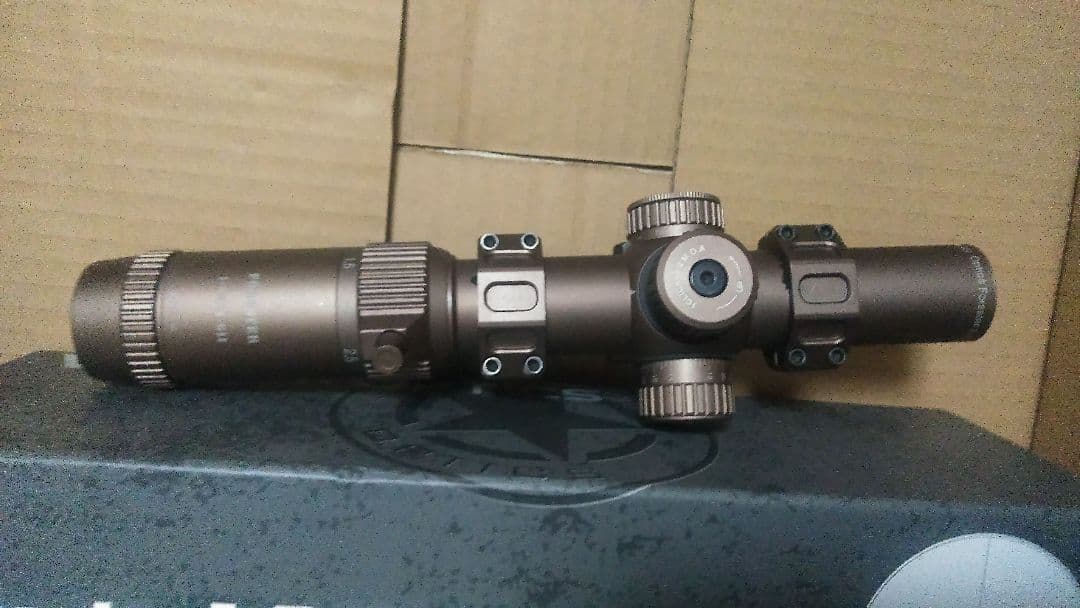 Vector Optics Forester 1-5x24　　FDE